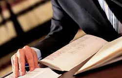 litigation attorney in mesa az